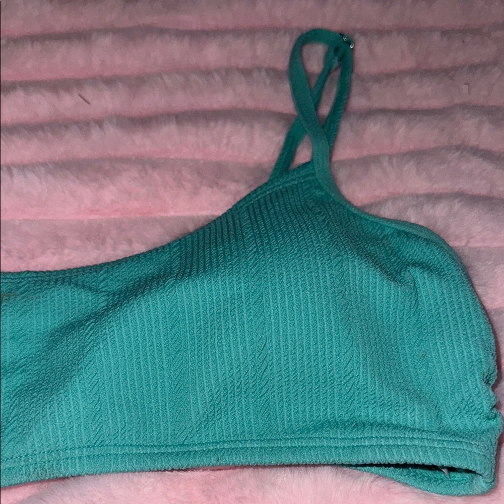 Chic Teal Bikini Top - Picture 2 of 4